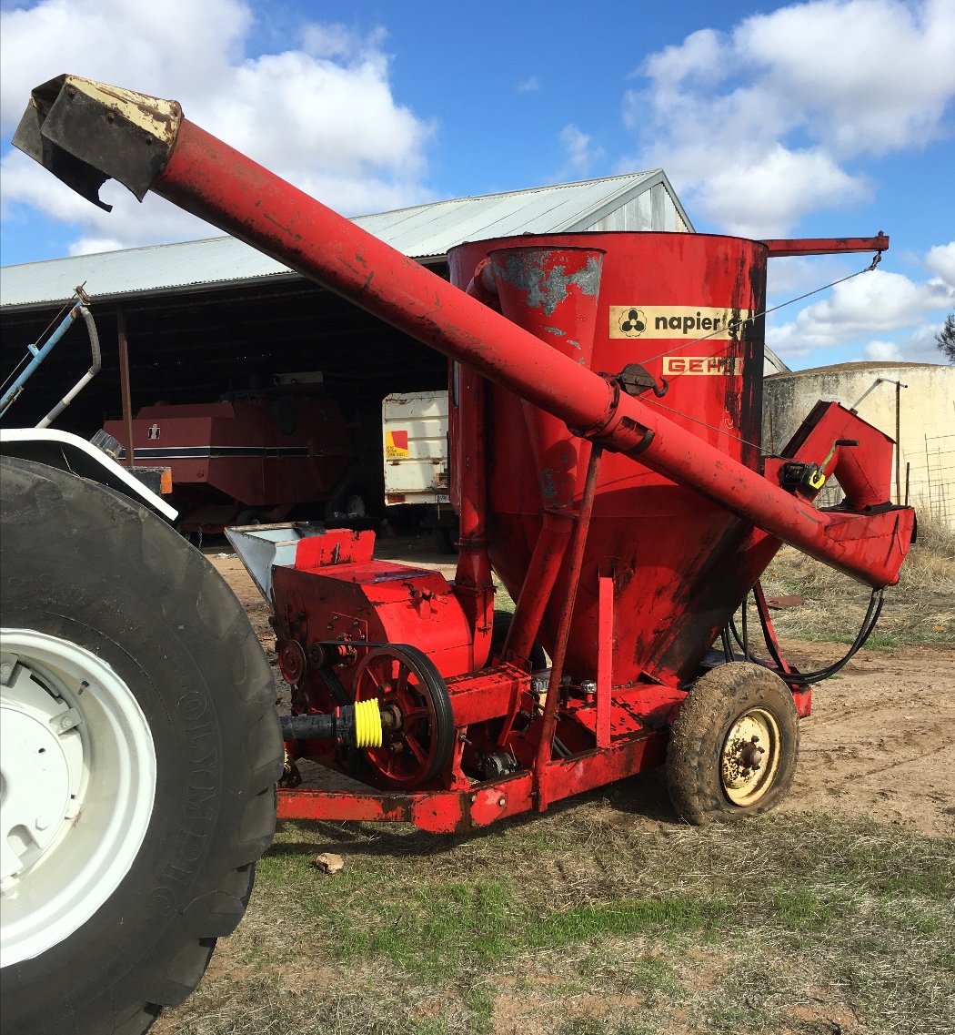 NAPIERS GRASSLANDS GHEL HAMMER MILL / MIXER 50 FOR SALE Livestock